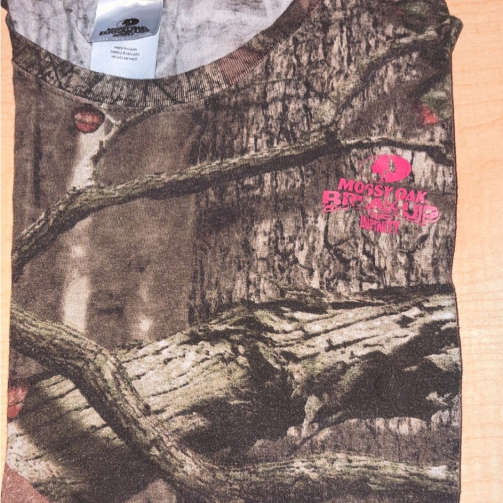 Mossy Oak Break-Up Infinity Tee with Pink Logo